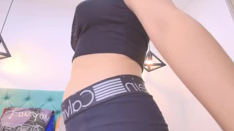 Snapshot of charlotte_and_zac chatting on March 12, 2025, 9:35 pm Charlotte and Zac online show from March 12, 2025, 9:35 pm