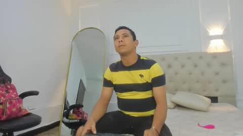 charlottte y dante online show from February 9, 2026, 3:32 am