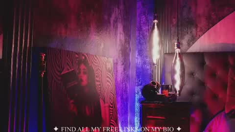 Charlotte online show from April 15, 2026, 6:59 pm