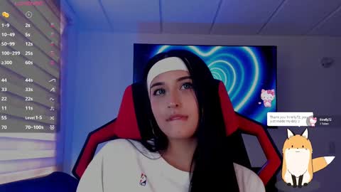 Snapshot of charlotte_greys chatting on September 18, 2025, 8:33 pm Charlotte online show from September 18, 2025, 8:33 pm