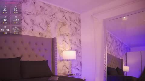 Charlotte online show from October 18, 2025, 3:53 am