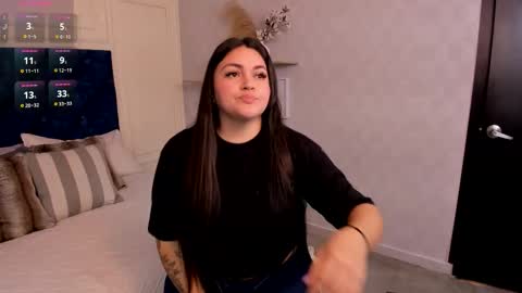 Charlotte Mayers online show from November 29, 2025, 11:35 am