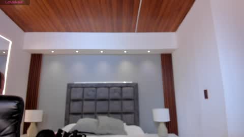 Snapshot of charlotte_whitee1 chatting on January 17, 2025, 11:27 am Charlotte Everyday From 0700 to 1300 Col Time online show from January 17, 2025, 11:27 am