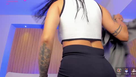 Snapshot of charlotte_whitee1 chatting on January 24, 2025, 11:04 am Charlotte Everyday From 0700 to 1300 Col Time online show from January 24, 2025, 11:04 am