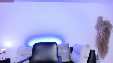 Snapshot of charlotte_whitee1 chatting on October 11, 2025, 12:36 pm Charlotte Everyday From 0700 to 1300 Col Time online show from October 11, 2025, 12:36 pm