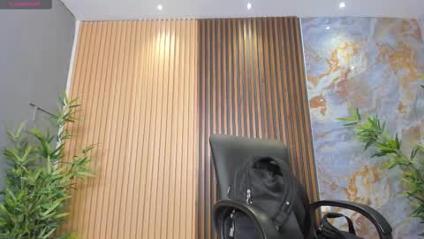 Snapshot of charlotte_whitee1 chatting on October 27, 2025, 11:14 am Charlotte Everyday From 0700 to 1300 Col Time online show from October 27, 2025, 11:14 am