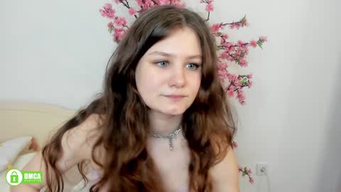 Snapshot of charlotte_wow chatting on January 22, 2025, 5:28 pm Charlotte online show from January 22, 2025, 5:28 pm
