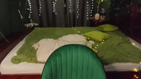 Snapshot of charlotte_wow chatting on February 16, 2025, 3:37 am Charlotte online show from February 16, 2025, 3:37 am