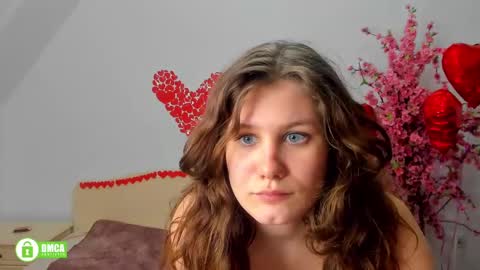 Snapshot of charlotte_wow chatting on February 19, 2025, 12:14 am Charlotte online show from February 19, 2025, 12:14 am