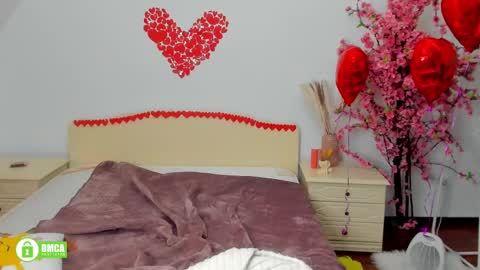 Snapshot of charlotte_wow chatting on February 19, 2025, 3:17 am Charlotte online show from February 19, 2025, 3:17 am