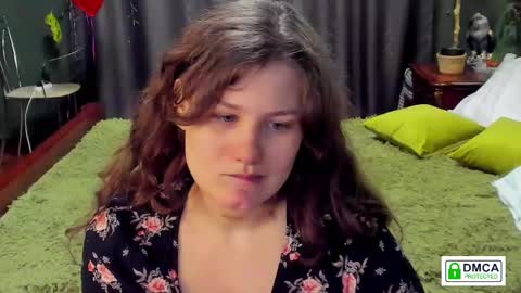 Snapshot of charlotte_wow chatting on February 28, 2025, 4:42 pm Charlotte online show from February 28, 2025, 4:42 pm