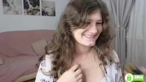 Snapshot of charlotte_wow chatting on November 10, 2025, 1:37 am Charlotte online show from November 10, 2025, 1:37 am