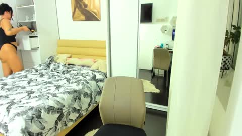 Snapshot of charlottedoll chatting on February 2, 2025, 6:04 am Charlotte online show from February 2, 2025, 6:04 am