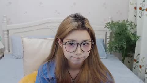 Snapshot of charlottelin chatting on September 21, 2025, 12:40 pm Charlotte online show from September 21, 2025, 12:40 pm