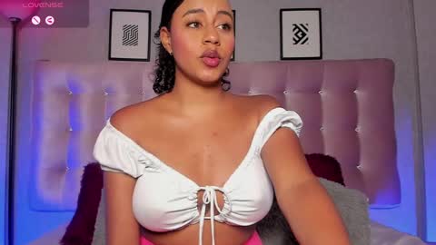 charlotterussel online show from December 6, 2024, 5:55 pm