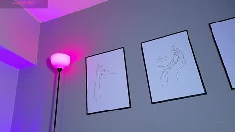 charlotterussel online show from February 20, 2025, 12:30 am