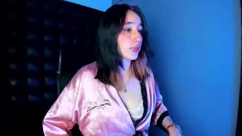 charlottestuart_ online show from April 30, 2026, 3:24 am