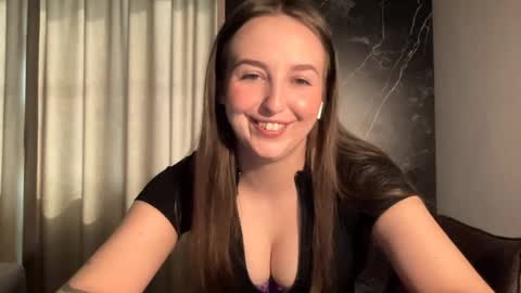 CharlotteXGold online show from May 9, 2026, 2:11 pm