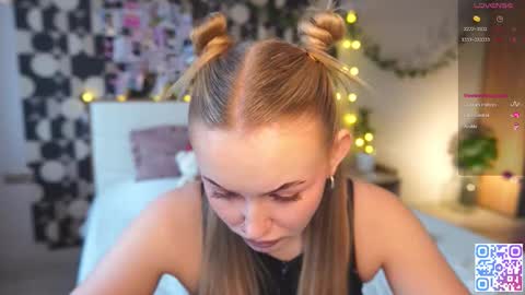 my fansly Charming daisy              My Wishlist  for new toys     online show from January 16, 2026, 10:08 am