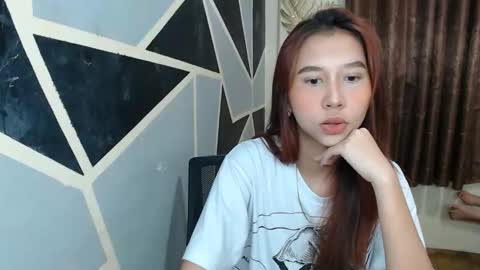 Snapshot of charming_lexi chatting on November 4, 2025, 6:23 am Charm online show from November 4, 2025, 6:23 am