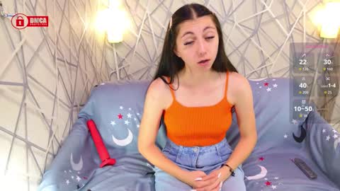 Snapshot of charming_lia chatting on November 11, 2025, 9:15 pm CharmingLIA online show from November 11, 2025, 9:15 pm