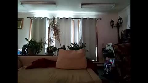 Snapshot of charmingatom chatting on June 6, 2026, 10:03 pm charmingatom online show from June 6, 2026, 10:03 pm