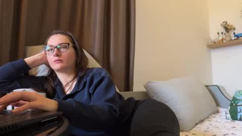 katie online show from February 15, 2026, 12:58 pm