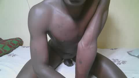 charmzboy online show from October 6, 2025, 11:02 pm