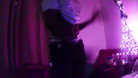 Miss Chocolate online show from December 3, 2024, 9:33 am