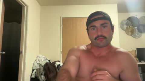 Snapshot of chasdown22 chatting on October 19, 2025, 9:59 pm check cock go online show from October 19, 2025, 9:59 pm