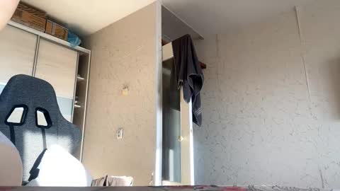 Viola online show from September 13, 2025, 7:52 am