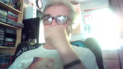 lee online show from August 3, 2026, 2:11 pm