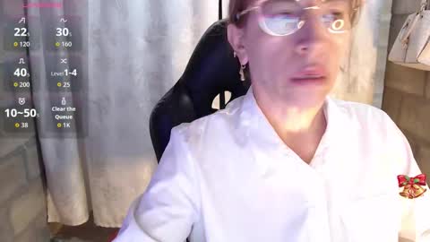 CHAYLA VICTORIA RUIZ  online show from March 9, 2026, 1:37 pm