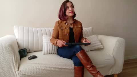 Regina Phalange online show from February 17, 2026, 4:57 pm