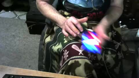 Snapshot of chefy999 chatting on December 15, 2025, 10:08 am chefy online show from December 15, 2025, 10:08 am