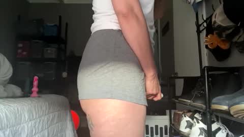 chelarose online show from March 6, 2026, 2:57 pm