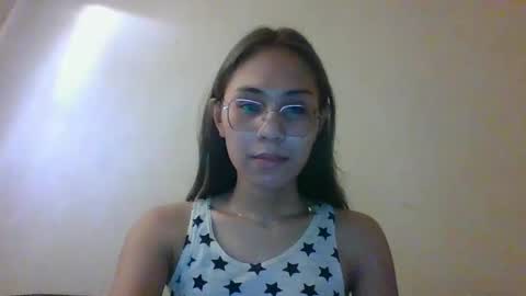Snapshot of chelly4u69 chatting on February 23, 2025, 3:35 am chelly4u69 online show from February 23, 2025, 3:35 am