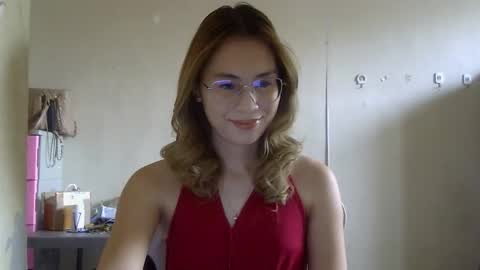 Snapshot of chelly4u69 chatting on September 15, 2025, 3:50 am chelly4u69 online show from September 15, 2025, 3:50 am