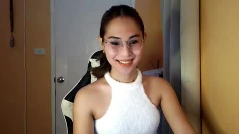 chelly4u69 online show from January 9, 2026, 10:40 am