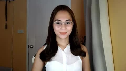 chelly4u69 online show from February 23, 2026, 1:36 am