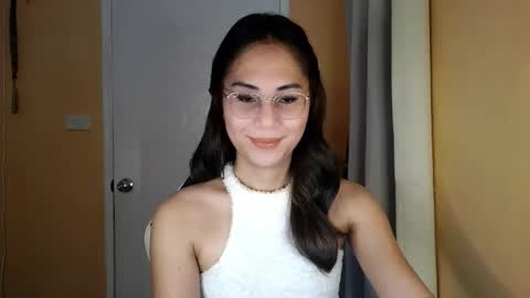 chelly4u69 online show from March 27, 2026, 2:06 am