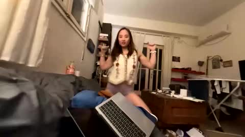 Snapshot of chellybear101 chatting on February 1, 2026, 5:33 pm chellybear101 online show from February 1, 2026, 5:33 pm