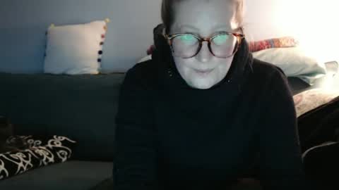 Snapshot of chelseasentra1 chatting on December 18, 2024, 8:57 pm Chelsea online show from December 18, 2024, 8:57 pm