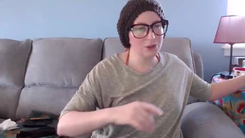 Chelsea online show from April 8, 2026, 2:28 pm