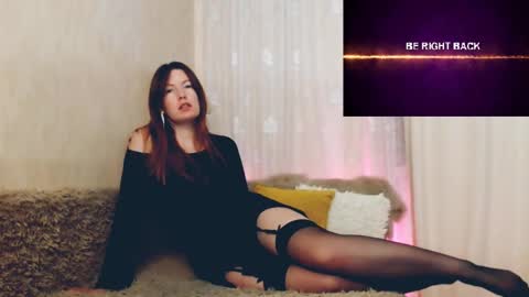 Snapshot of chelsey_rayne chatting on March 11, 2025, 2:40 pm Instagram faroffland online show from March 11, 2025, 2:40 pm