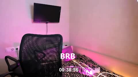 Snapshot of chelsyluxex chatting on May 27, 2026, 1:57 am Chelsy Luxe online show from May 27, 2026, 1:57 am