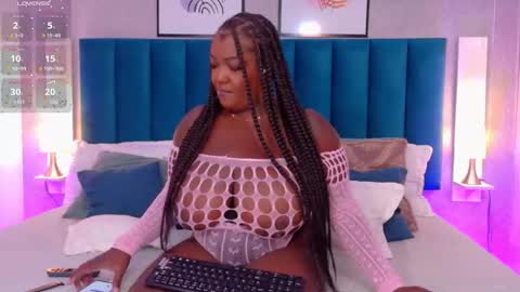 Snapshot of cheneelllorens chatting on September 27, 2025, 8:36 pm online show from September 27, 2025, 8:36 pm