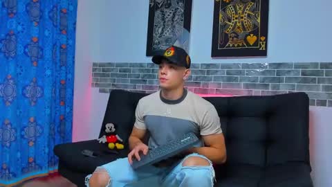 Snapshot of chepe_fit chatting on January 29, 2025, 2:40 am chepe vause online show from January 29, 2025, 2:40 am