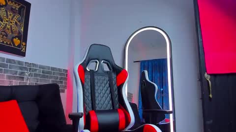 Snapshot of chepe_fit chatting on February 21, 2025, 1:22 am chepe vause online show from February 21, 2025, 1:22 am