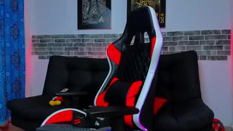 Snapshot of chepe_fit chatting on March 5, 2025, 4:13 am chepe vause online show from March 5, 2025, 4:13 am